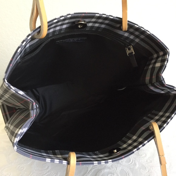 Burberry check nylon tote bag - Picture 9 of 11